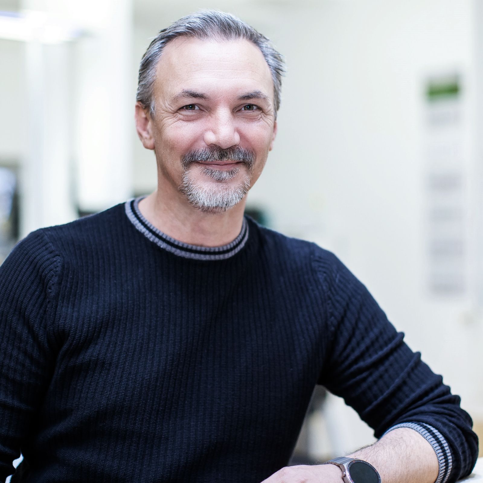 Customers sascha bauer hires
